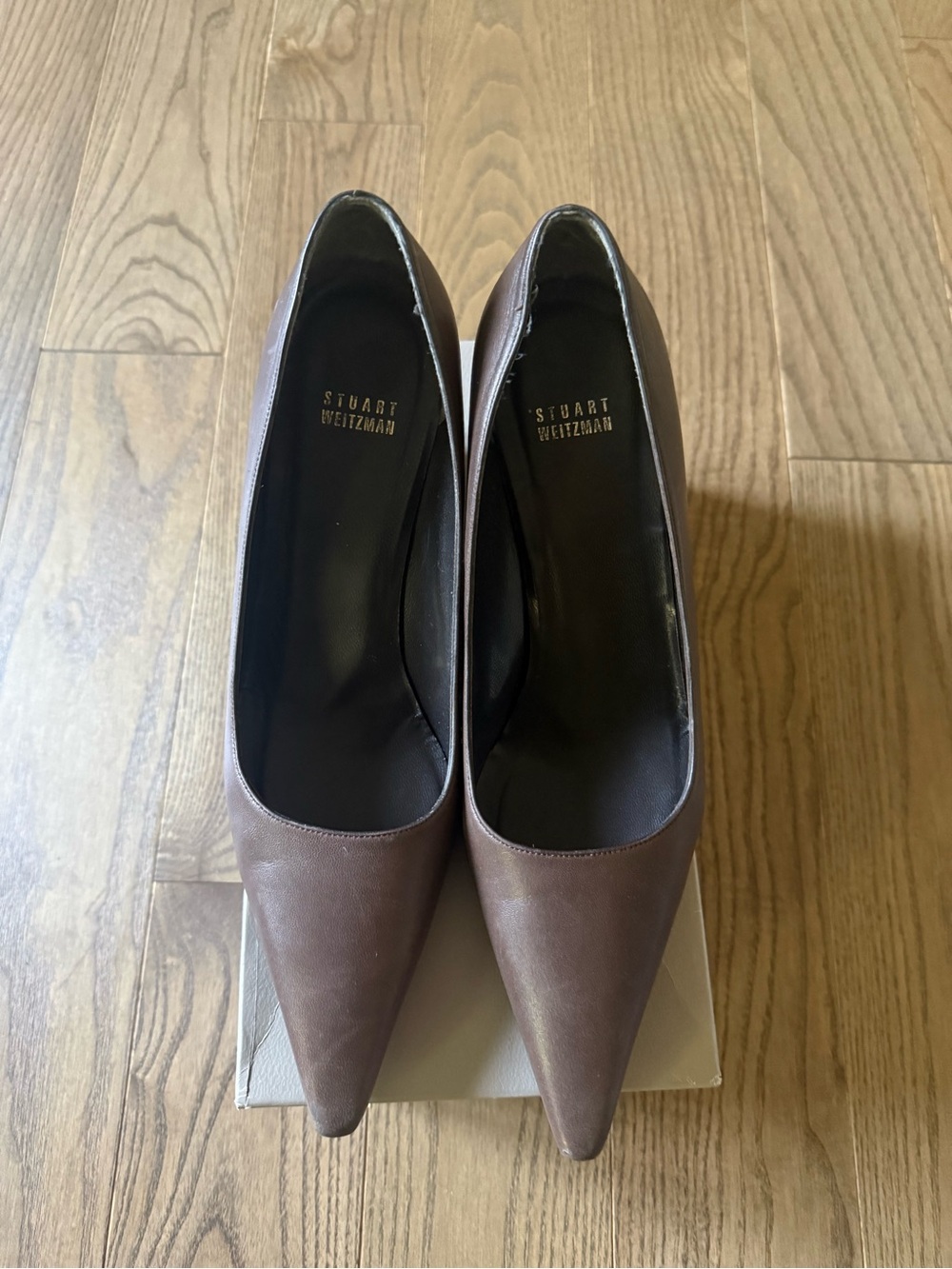 Stuart Weitzman Brown Pointed Toe Leather Pumps